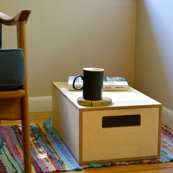 Modern Box Stool / Full Apple