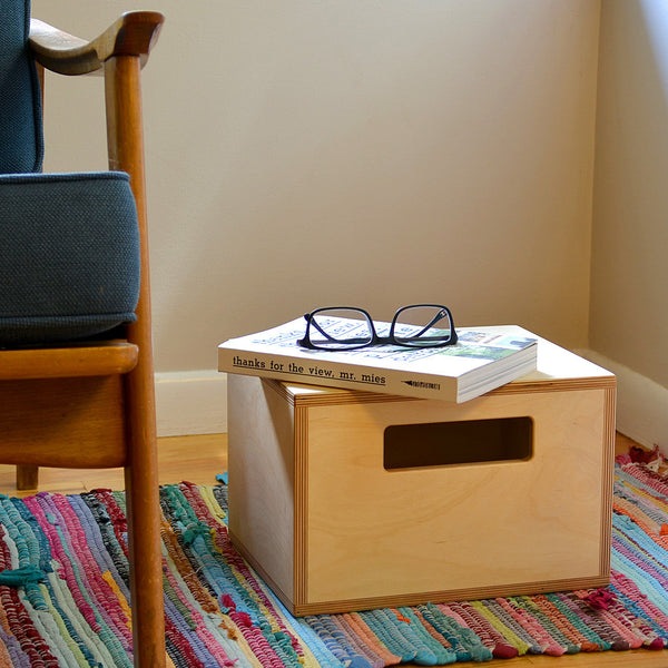 Modern Box Stool / Half Apple
